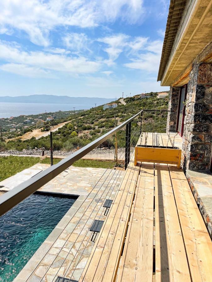 Modern Stone Villas With Swimming Pool Alivérion Exterior foto